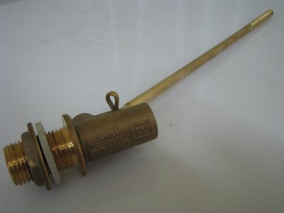 Maat Float Valve With Ball